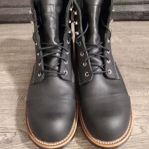 Redwing Men's Black Leather Lace-Up Boots